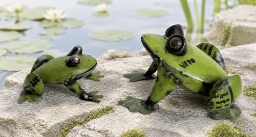 MOE & MILLIE GARDEN FROGS *NEW* AVAIL DEC 2026